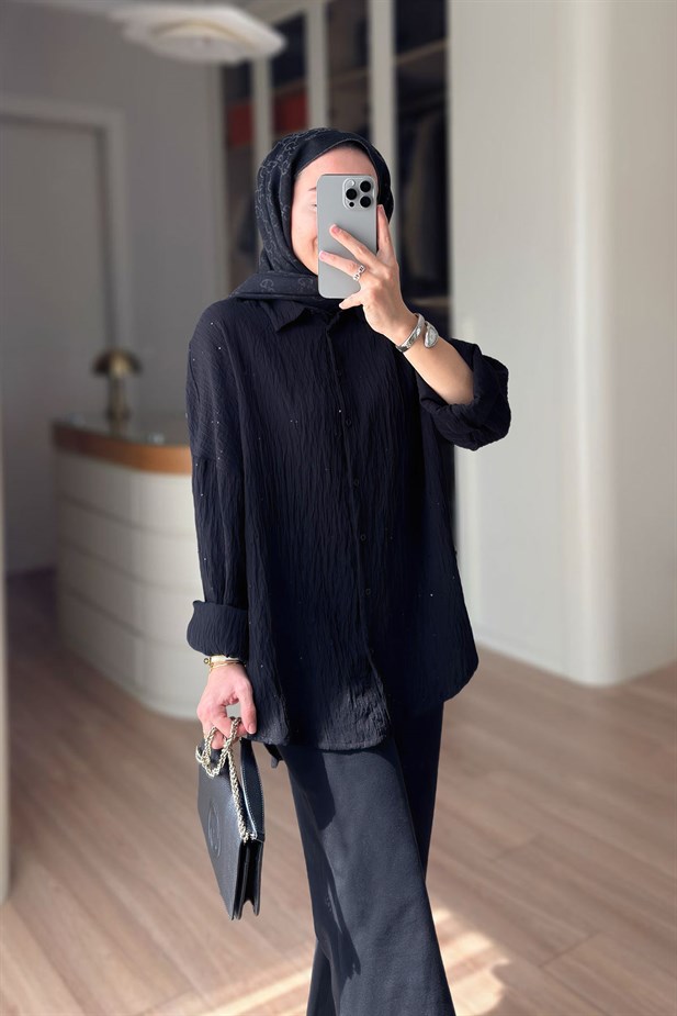 Nakışlı Pul Detay Oversize Gömlek - Siyah