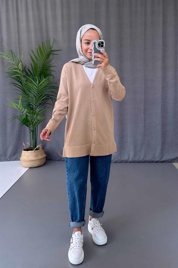 V Yaka Yandan Yırtmaçlı Merserize Hırka - Sütlü Kahve