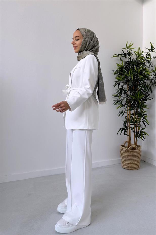 Vatkalı Blazer Ceket Pantolon Takım - Beyaz