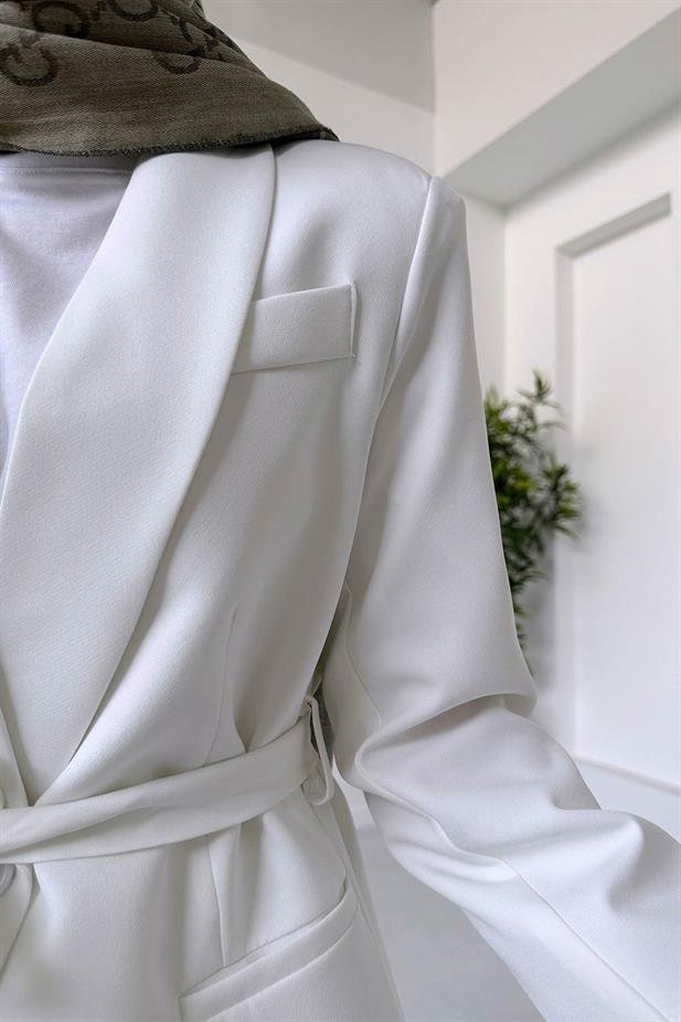 Vatkalı Blazer Ceket Pantolon Takım - Beyaz