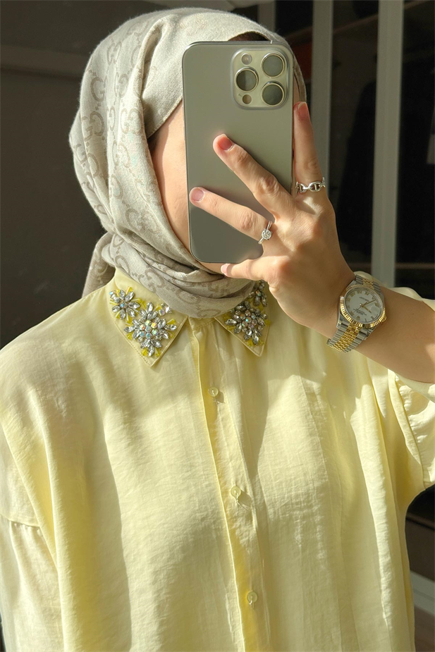 Yakası Taş İşlemeli Gömlek - Sarı