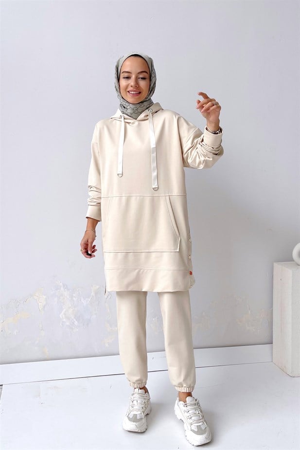 Yanı Çıtçıtlı Takım - Bej