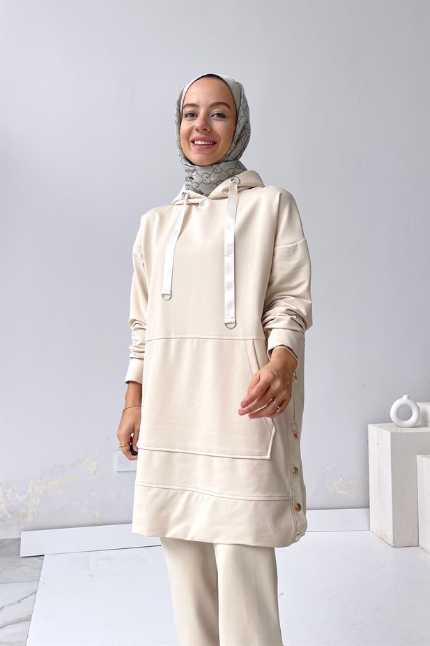 Yanı Çıtçıtlı Takım - Bej