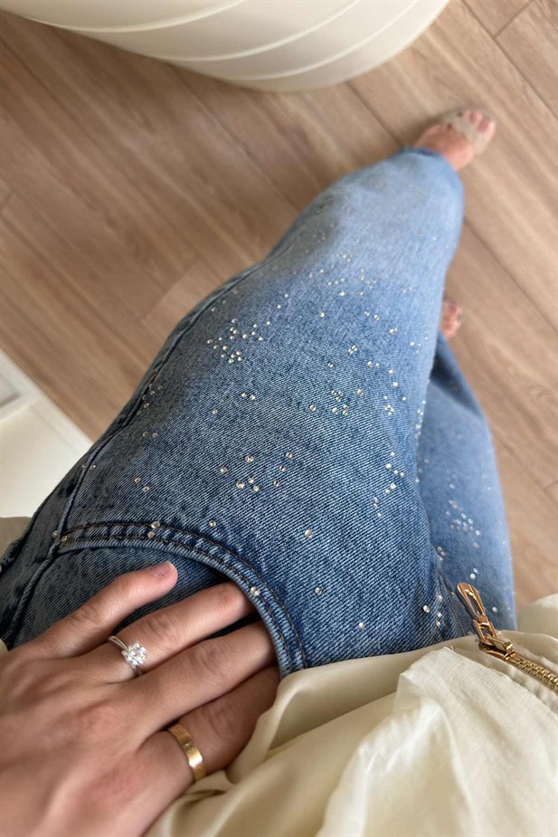 Yüksek Bel Taşlı Mom Jean