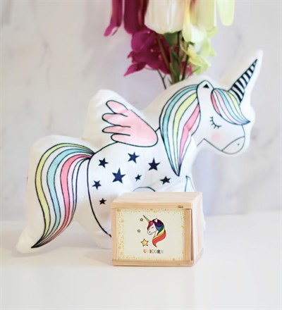 Ahşap Kutusunda Unicorn Kupa Bardak Ve Yastık Seti