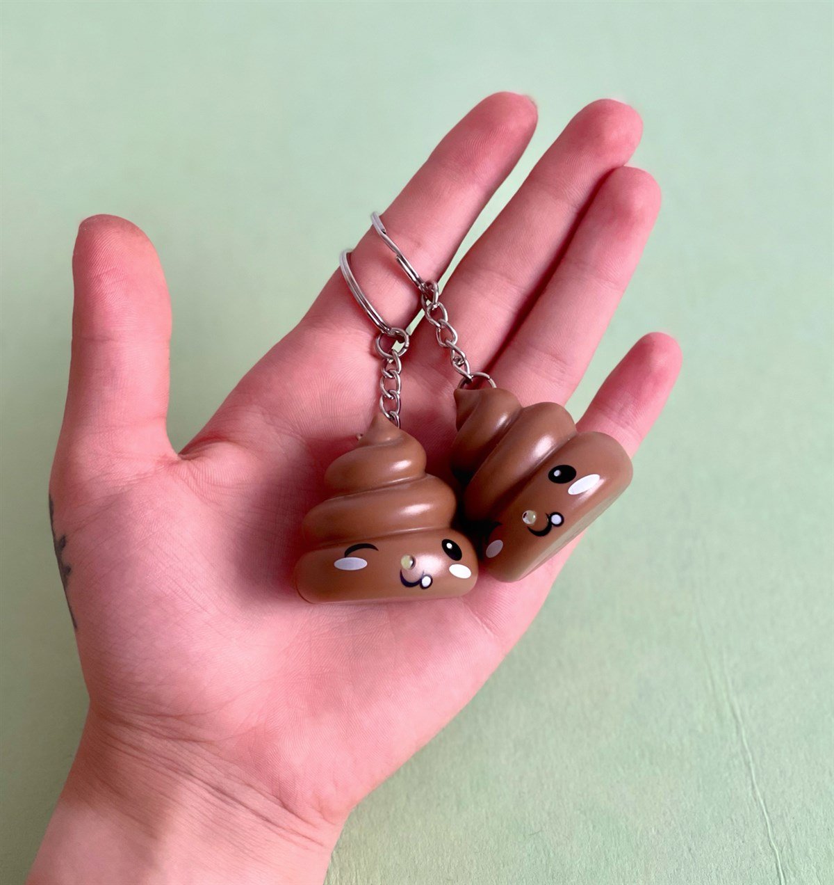 Sesli Ve Işıklı Poo AnahtarlıkGiftmodaGM-2127	