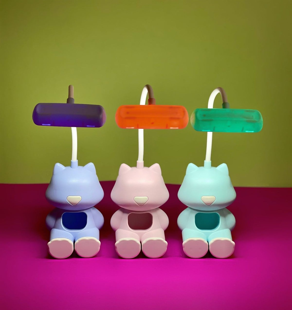 Kedi Tasarımlı Şarjlı Telefon Standlı Masa LambasıGiftmodaGm-4218