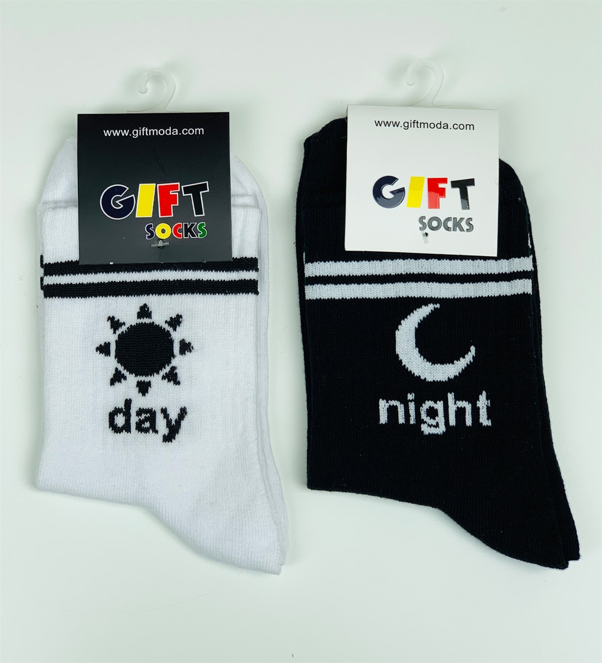 Day Night Tasarımlı 2'li ÇorapGiftmodaDay-Night-Tasarimli-2li-Çorap