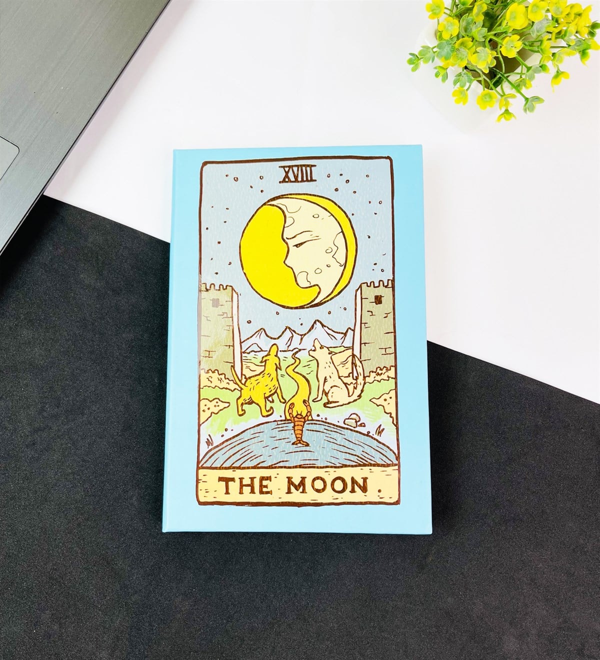 The Moon XVIII Tasarımlı Lastikli Defter	giftmodaGmd100588