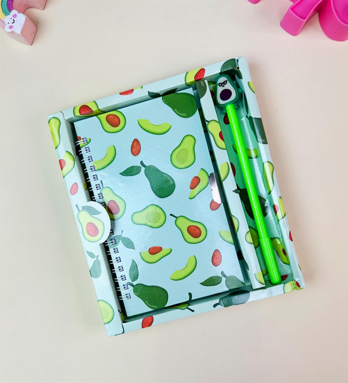 Avokado Tasarımlı Kilitli Günlük Defter Ve Kalem SetgiftmodaBam-108