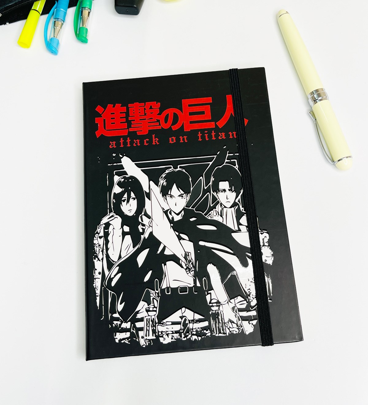 Hero Attack On Titan Tasarımlı Lastikli Defter	giftmodaGmd100153