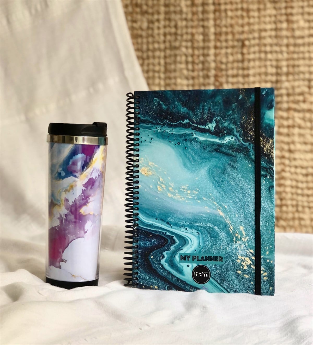 Ebruli Tasarımlı Mug Bardak Ve Tarihsiz Haftalık PlanlayıcıGiftmodaEbruli-Mug-Defter
