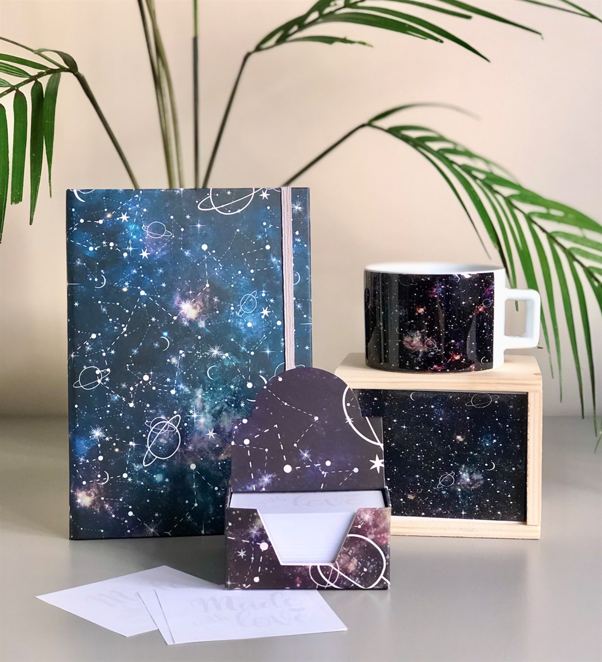 Gökyüzü Tasarımlı Defter Kutulu Kupa Ve Notluk SetGiftmoda Gökyüzü-Defter-Kutulu-Kupa-Notluk