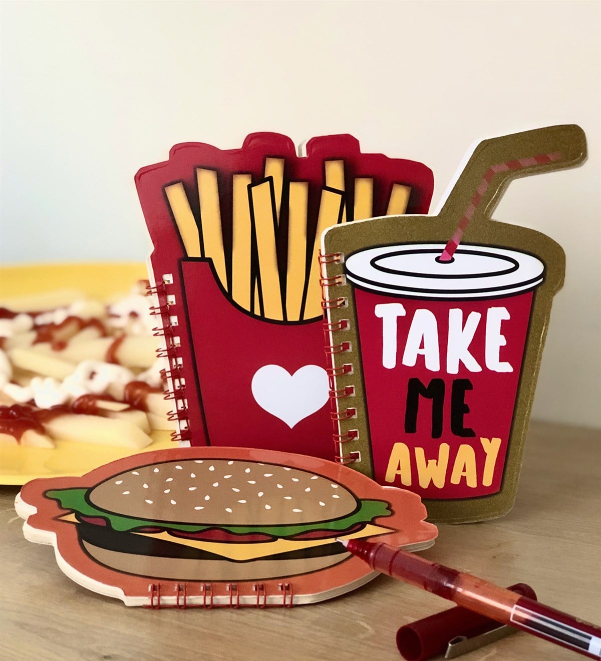 Hamburger Patetes Ve Kola 3'lü Şeklli Defter SetGiftmodaPatates-Hamburger-Meve-Suyu-Şekilli Defter