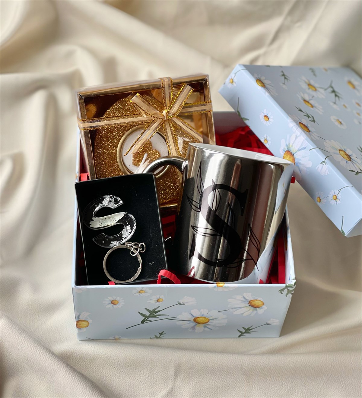 Özel Kutulu Gümüş Kupa Epoksi Anahtarlık Ve Mum Hediye SetigiftmodaGmhs100652