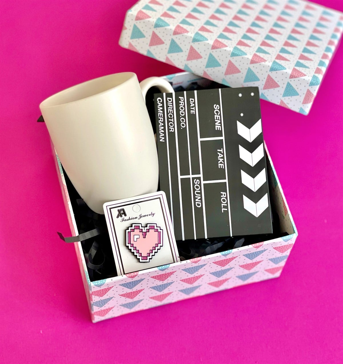 Klaket Tasarımlı Mini Albüm Beyaz Bulut Kupa Ve Rozet Mini Hediye SetigiftmodaGmhs100917