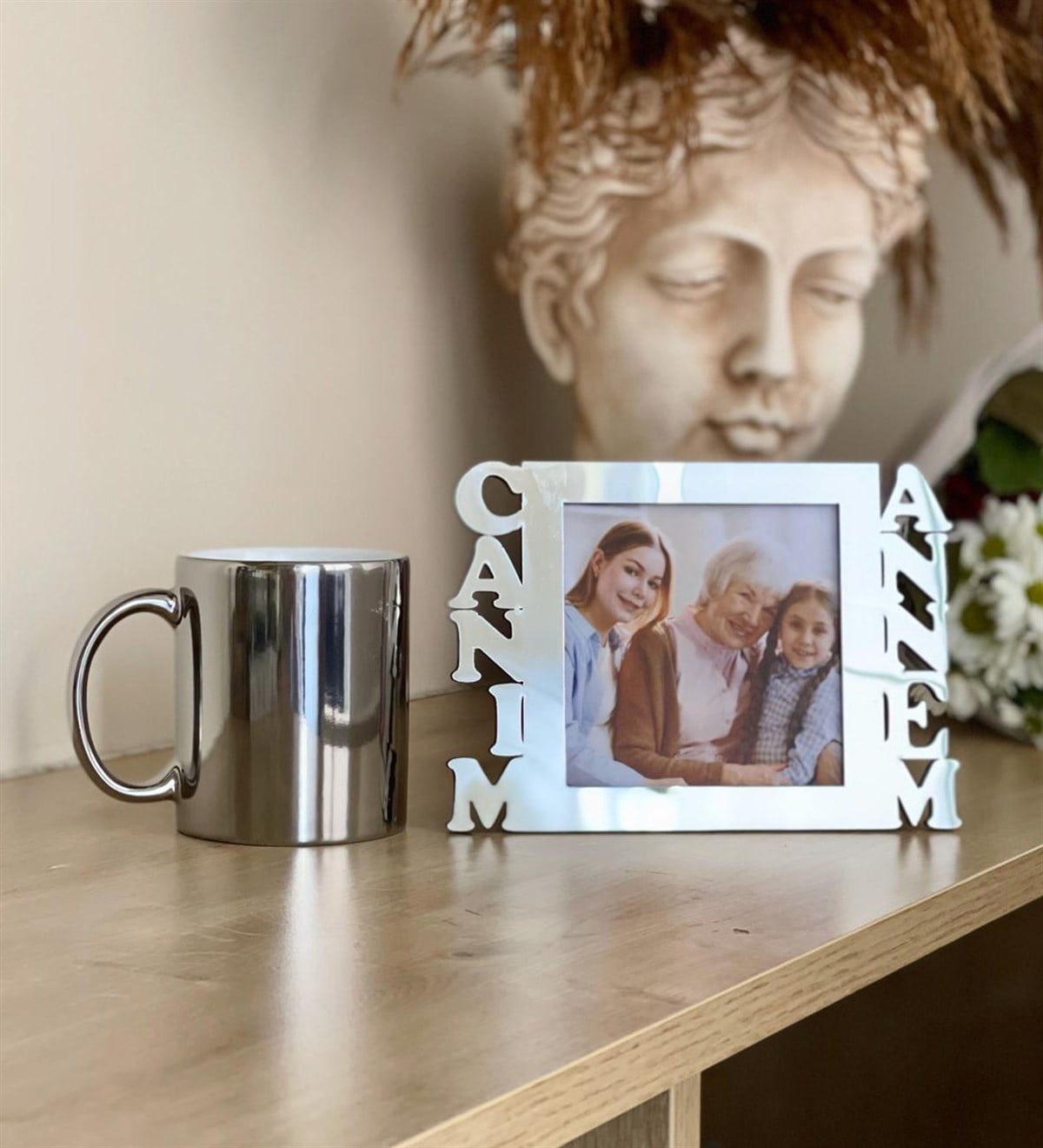 Canım Annem Fotoğraf Standlı Mdf Gümüş Çerçeve Ve Gümüş Kupa SetGiftmodaGmhs100510-Gmfc100031