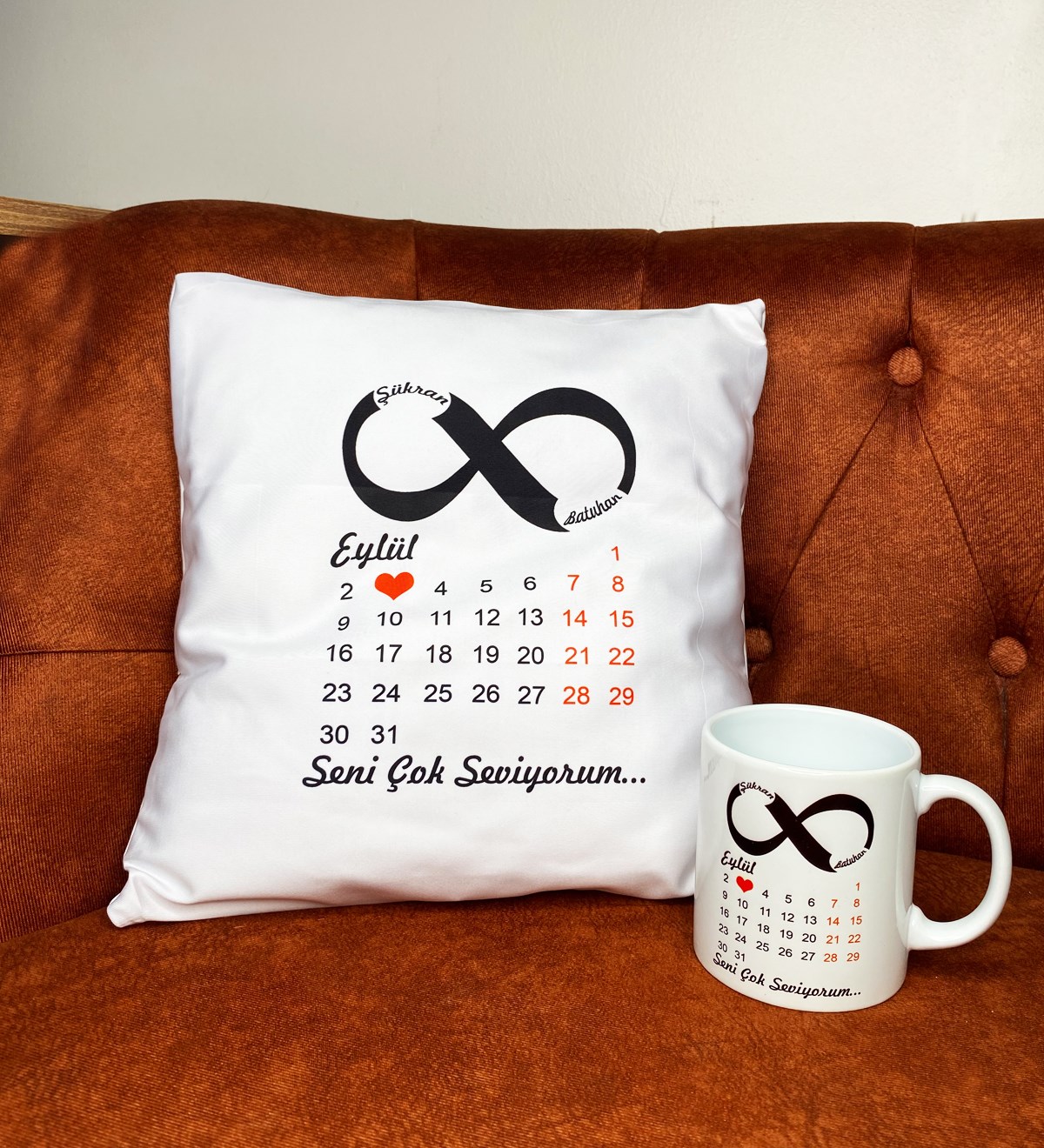 Kişiye Özel Sevgili Takvim Tasarımlı Yastık Ve Kupa SetgiftmodaGmhs101764