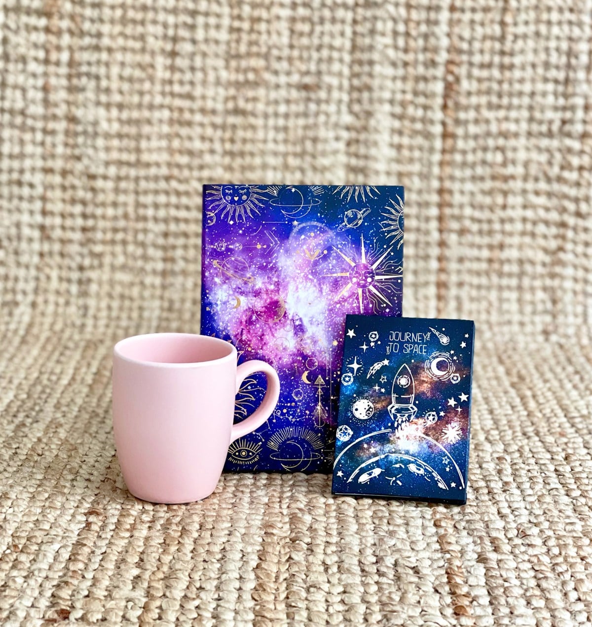 Space Roket Tasarımlı Mini Albüm Pembe Bulut Kupa Ve Space Tarot Tasarımlı Defter Hediye SetigiftmodaGmhs100930