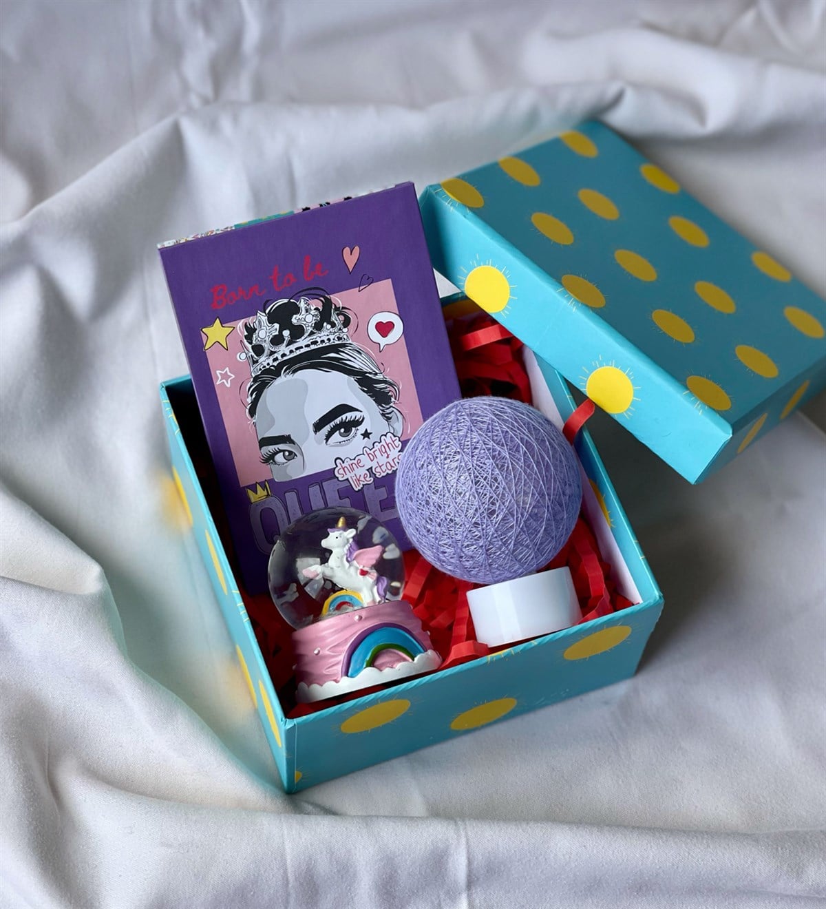 Özel Kutulu Pink Queen Mini Albüm Mini Unicorn Gökkuşağı Kar Küresi Ve Hasır Lamba SetgiftmodaGmhs100681