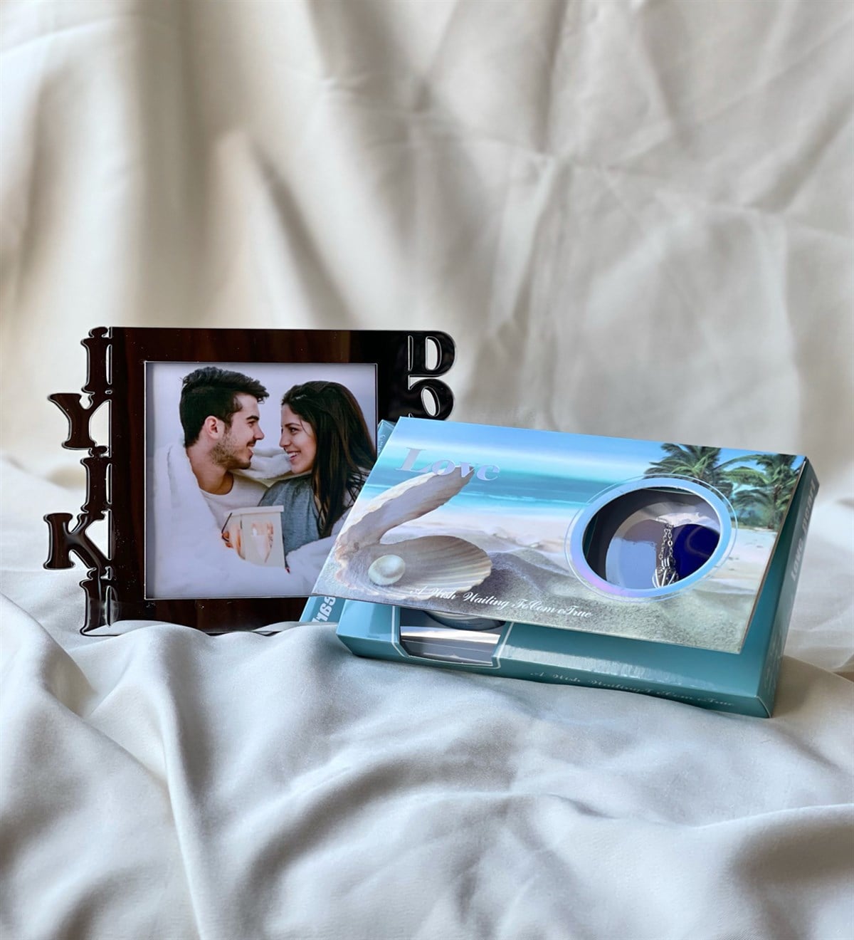 Gümüş İyiki Doğdun Çeçeve Ve İnci Kolye Hediye SetiGiftmodaGmhs100694