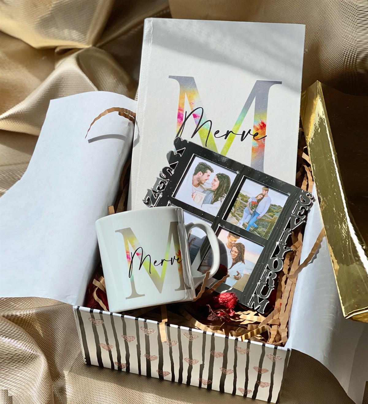 Kişiye Özel Gümüş Seni Seviyorum Çerçeve Özel Harfli Ajanda Ve Kupa Hediye SetigiftmodaGmhs100633