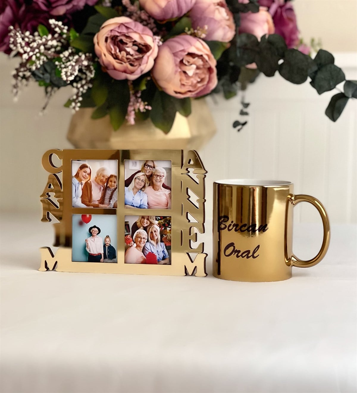 Kişiye Özel Canım Annem 4 Fotoğraf Standlı Mdf Gold Çerçeve Ve Gold Kupa SetgiftmodaGmhs100514-Gmfc100029-Gmkp100155 