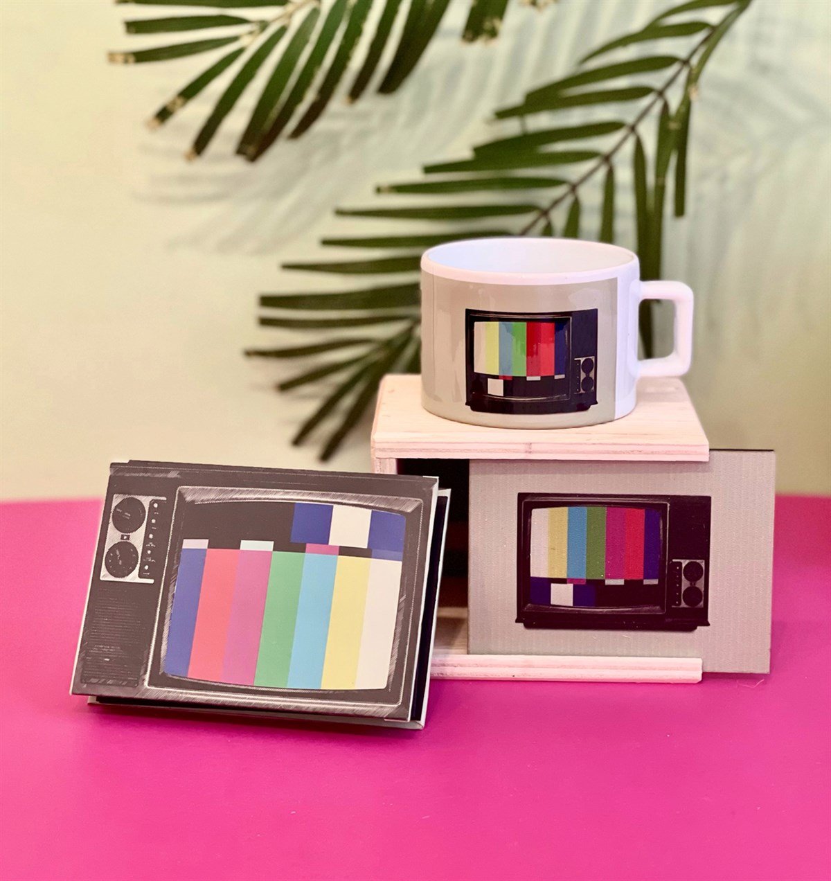  Nostaljik Tv Tasarımlı Mini Albüm Ve Kutulu Kupa Hediye SetiGiftmodaGmhs100795