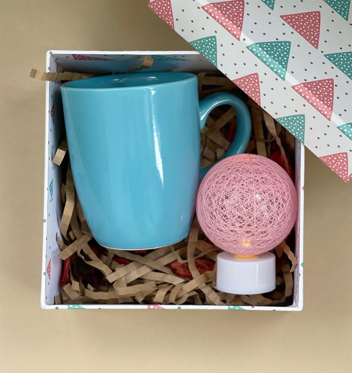 Özel Kutulu Mavi Bulut Kupa ve Hasır Lamba Mini Hediye Seti giftmodaGmhs100834