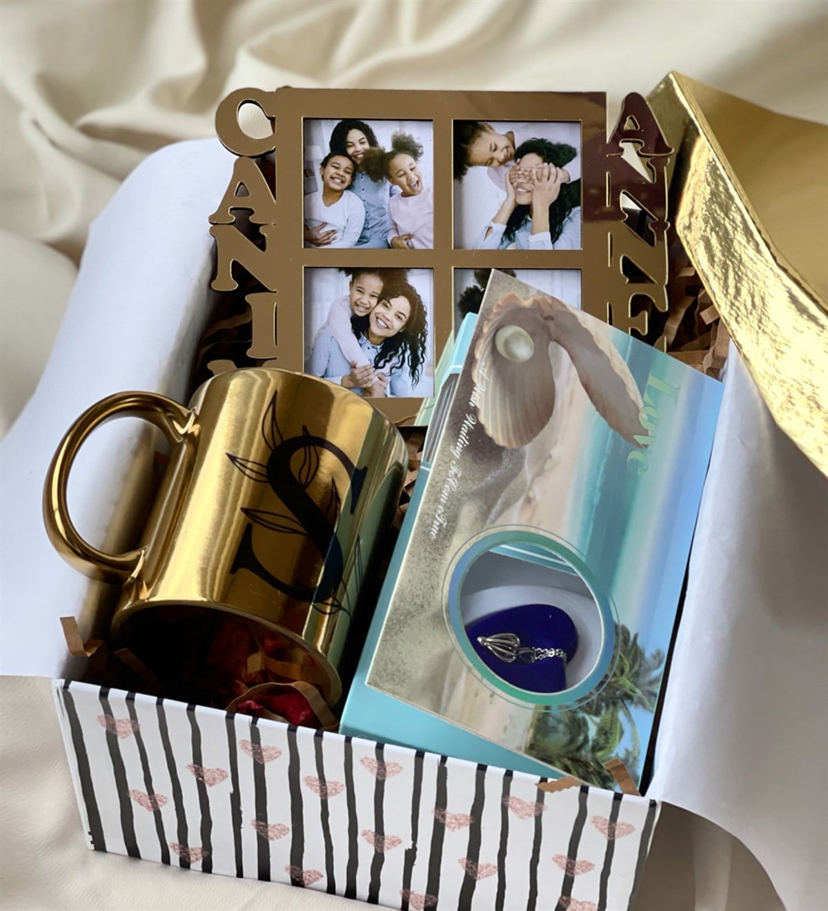 Kişiye Özel Gold Canım Annem Çerçeve İnci Kolye Ve Kupa Anneler Günü Hediye SetigiftmodaGmhs100607