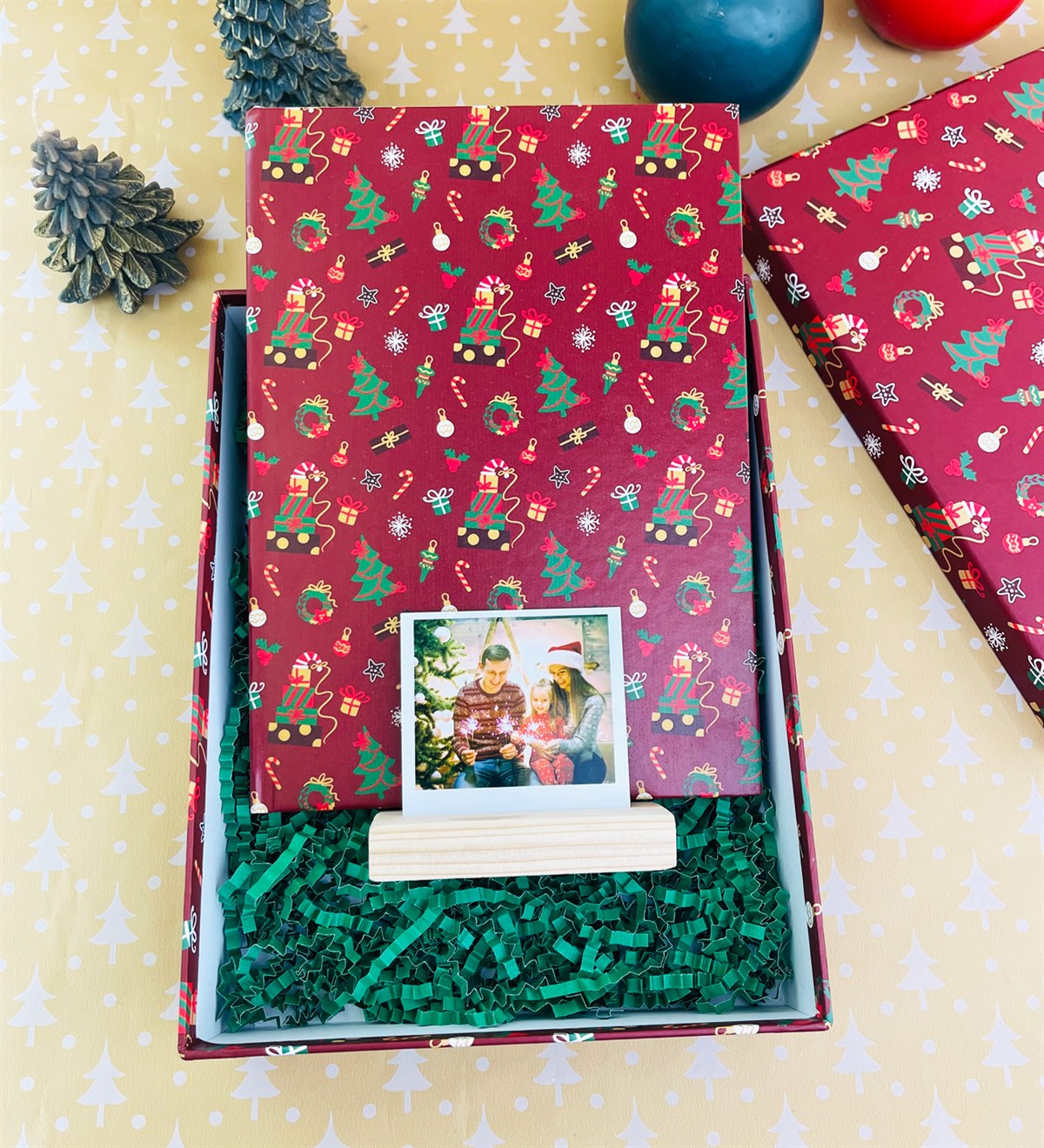 Kişiye Özel Fotoğraflı Kırmızı Yılbaşı Hediye SetigiftmodaGmhs101845