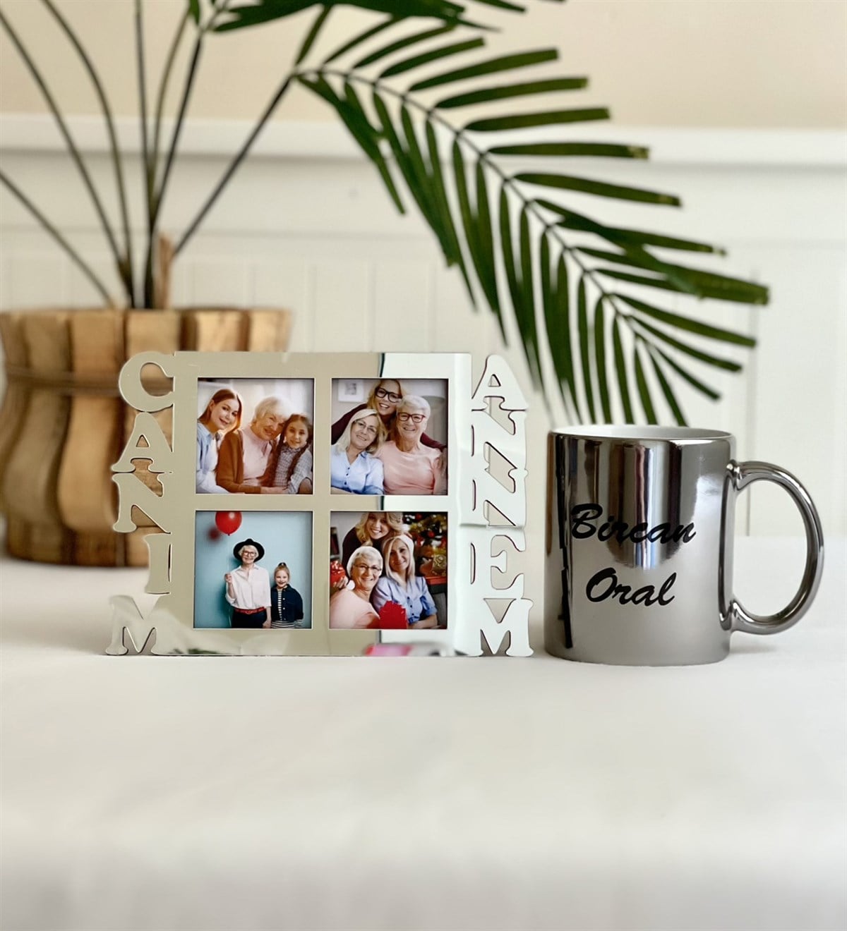 Kişiye Özel Canım Annem 4 Fotoğraf Standlı Mdf Gümüş Çerçeve Ve Gümüş Kupa SetgiftmodaGmhs100515-Gmfc100028-Gmkp100156