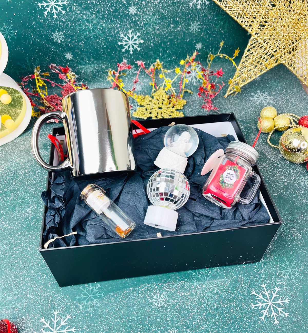 Gümüş Kupa Dilek Şişesi Mini Disko Lamba Kokulu Mum Ve Mini Beyaz Melek Kar Küresi Yılbaşı SetigiftmodaGmhs101318