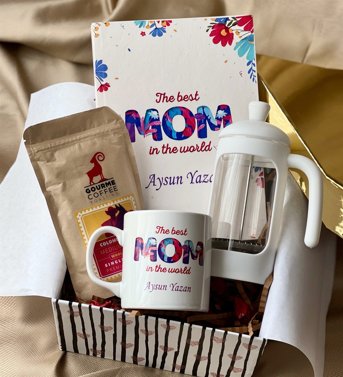 Kişiye Özel The Best Mom Tasarımlı Kupa Ajanda Ve French Press Filtre Kahve Anneler Günü Hediye SetigiftmodaGmhs100570