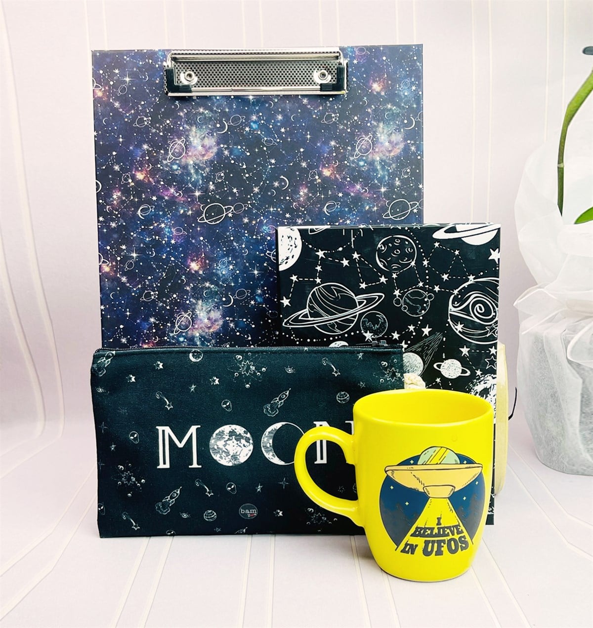 Galaxy Tasarımlı Sekreterlik Moon Kalemlik Saturn Ay Yıldız Defter Ve Ufo 9 Cm Kupa SetgiftmodaGmhs101212