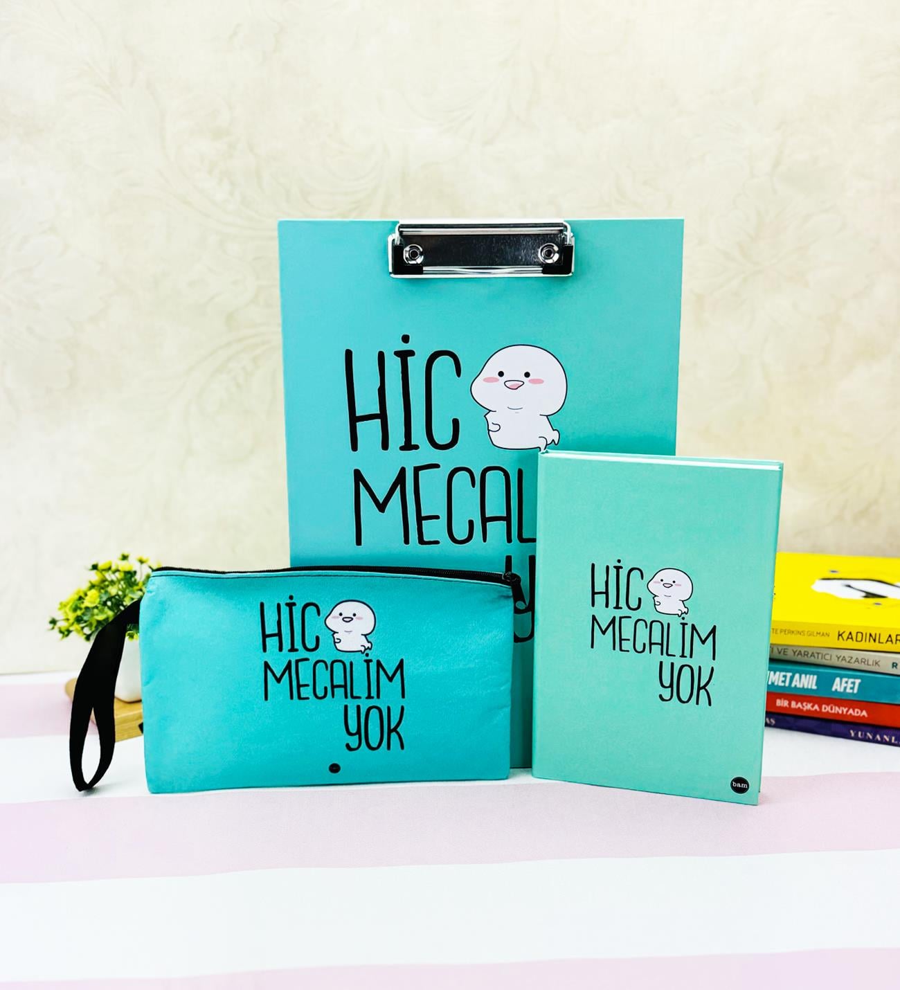 Hiç Mecalim Yok Tasarımlı Kırtasiye SetigiftmodaBam-1211-3