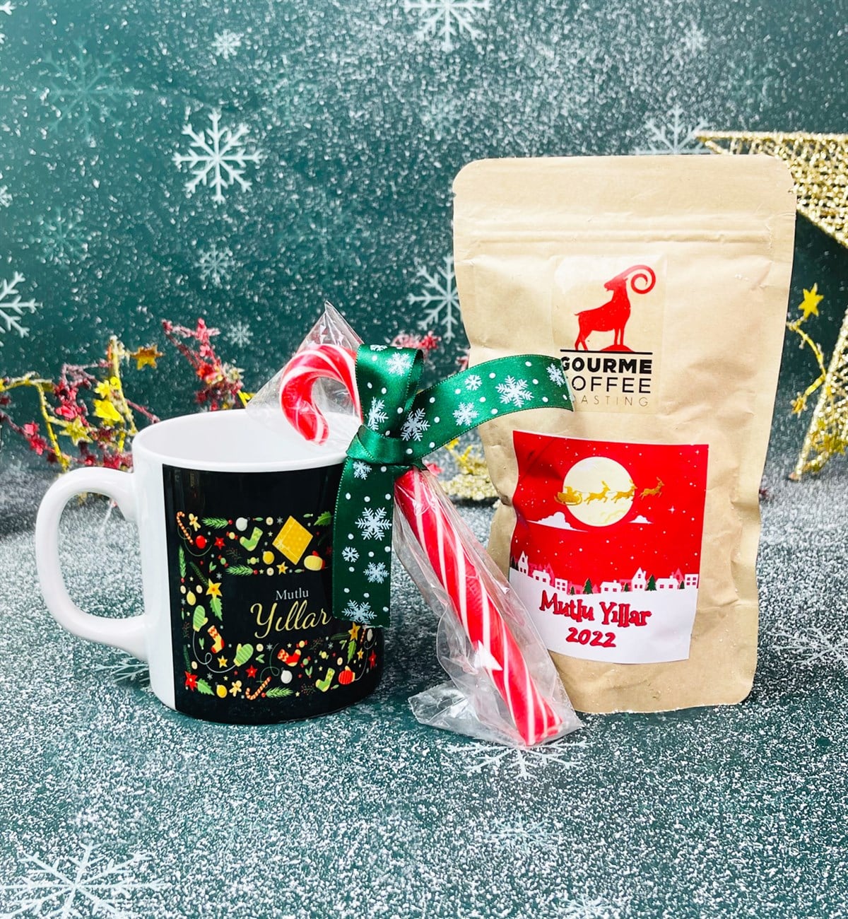Mutlu Yıllar Tasarımlı Kupa Filtre Kahve Ve Baston Şeker Yılbaşı SetigiftmodaGmhs101291
