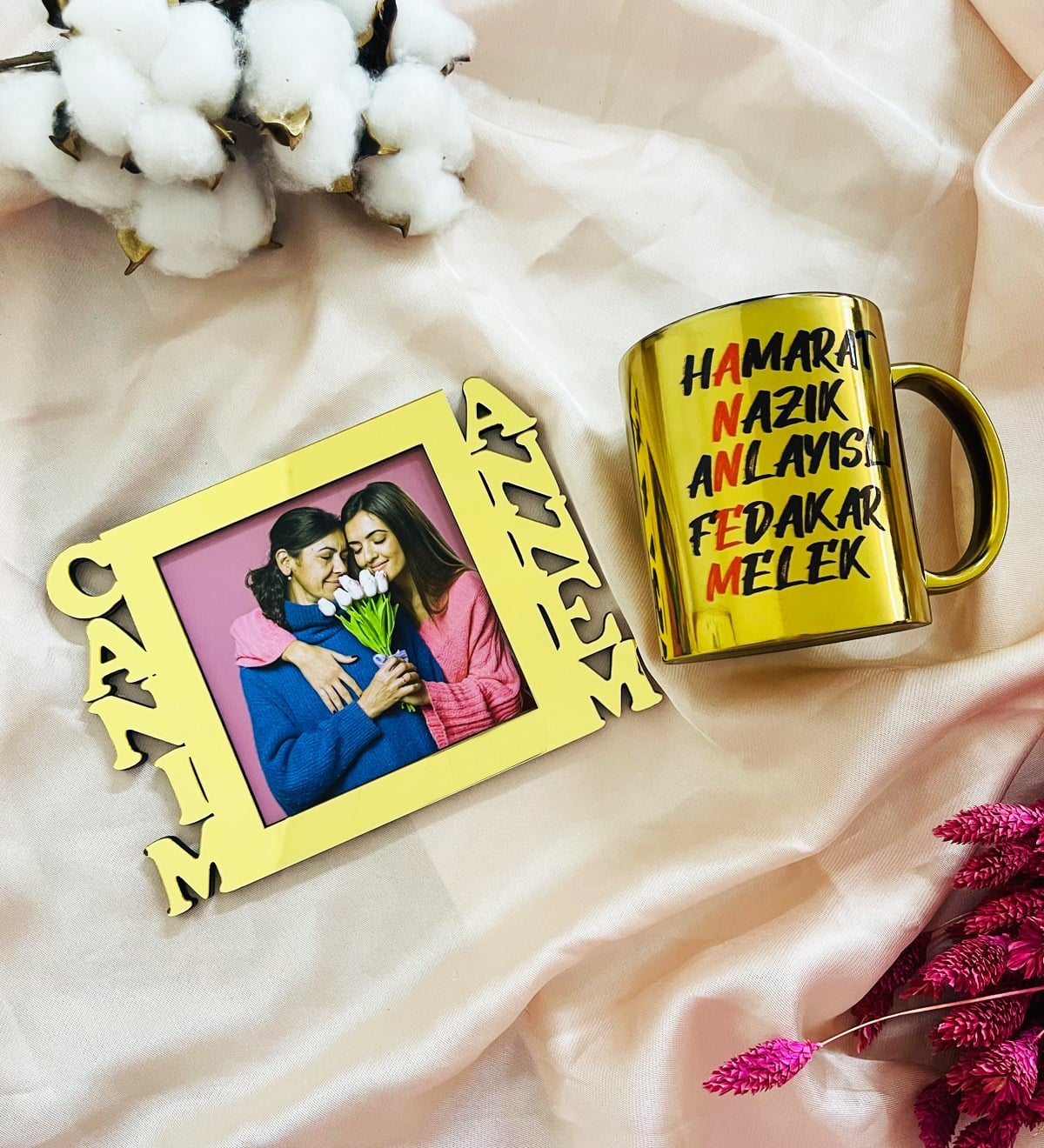  Kişiye Özel Canım Annem Fotoğraf Standlı Mdf Gold Çerçeve Ve Gold Kupa SetgiftmodaGmhs101629