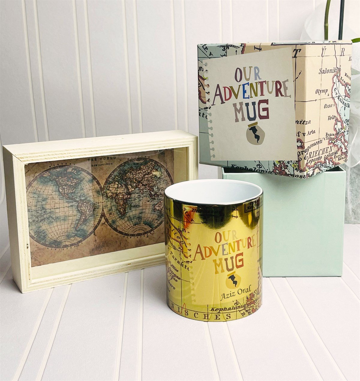 Kişiye Özel Özel Kutulu Travel Gold Kupa Ve The Word Tasarımlı Ahşap Kumbara SetgiftmodaGmhs101224