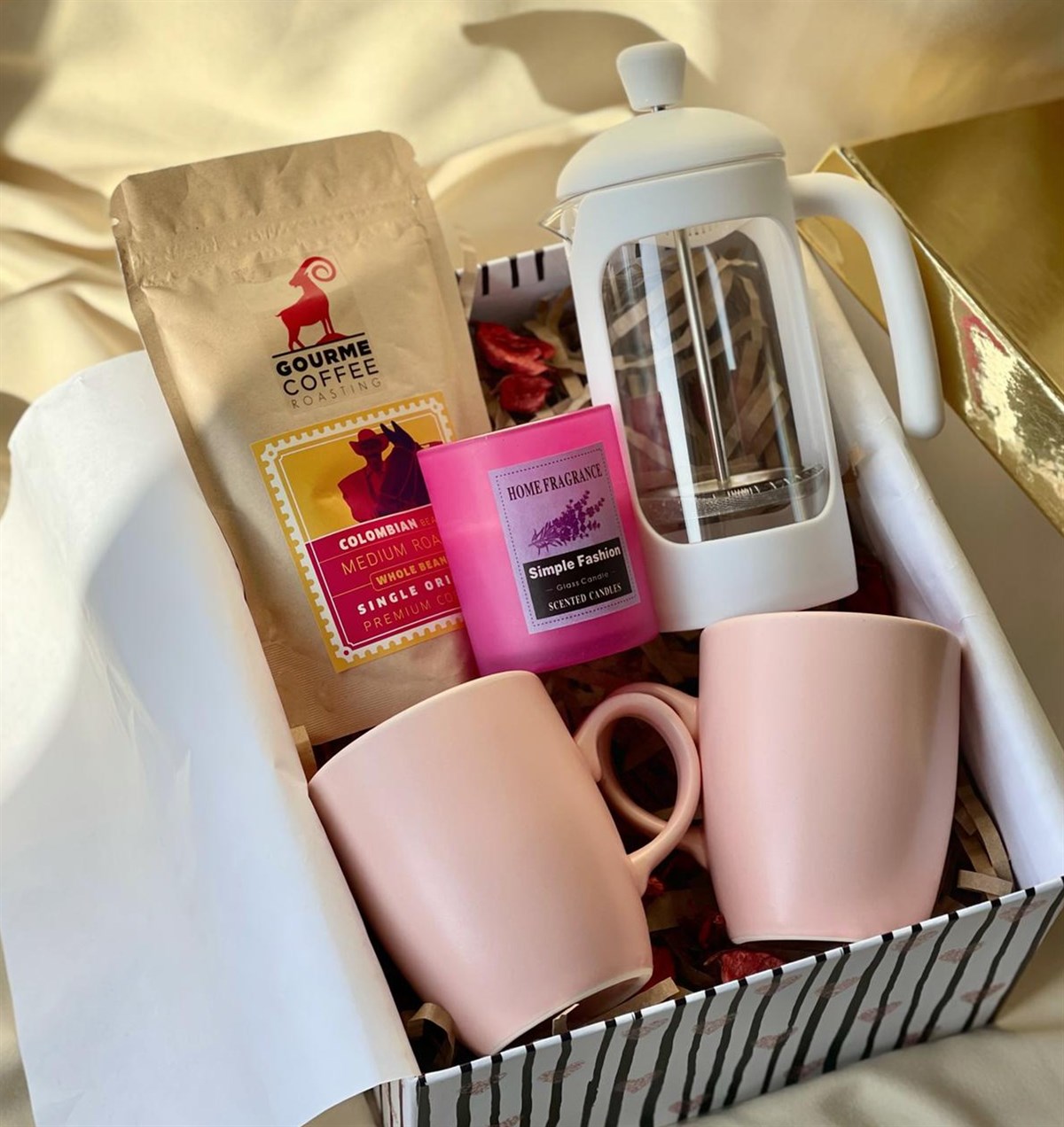 Pembe 2'li bulut Kupa Beyaz French Press Filtre Kahve Ve Kokulu Mum SetgiftmodaGmhs100745