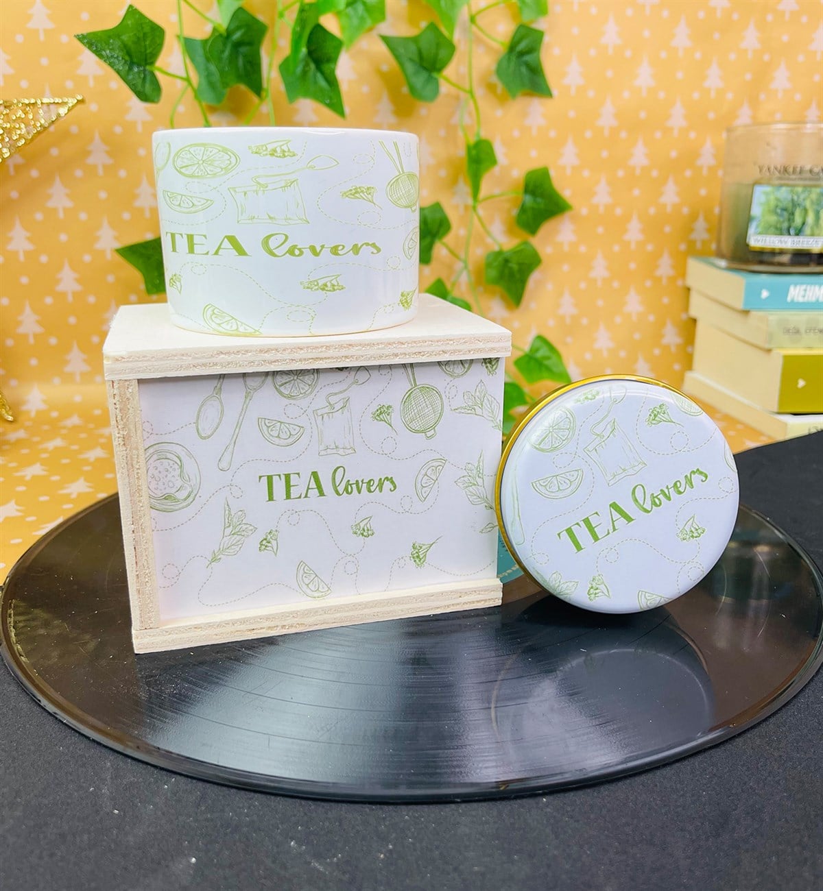 Çay Severler Tasarımlı Kokulu Teneke Mum Ve Kutulu Kupa Hediye SetigiftmodaGmhs101372