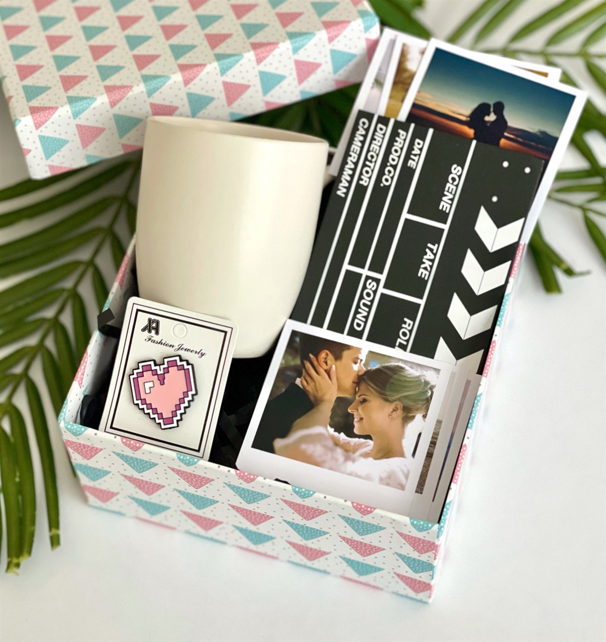 Kişiye Özel Klaket Tasarımlı Mini Albüm Beyaz Bulut Kupa Ve Rozet Mini Hediye SetigiftmodaGmhs100918