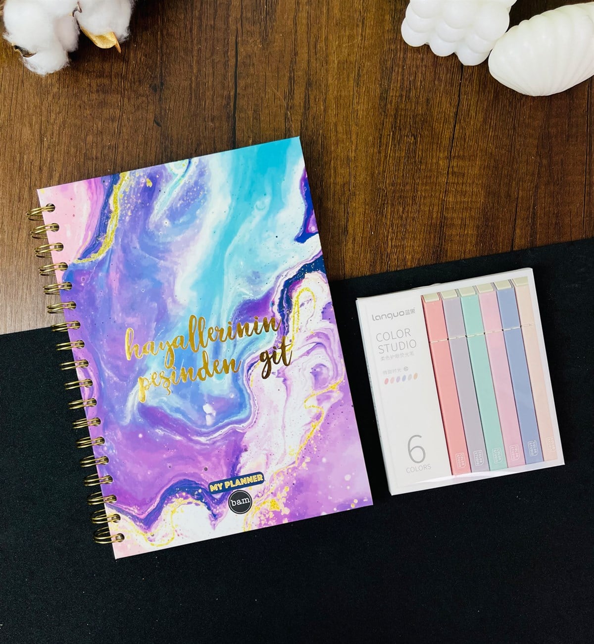 Hayallerinin Peşinden Git Konuşan Ajanda Ve 6'lı Studio Color Kesme Uçlu Soft Keçeli Kalem SetgiftmodaGmhs101405