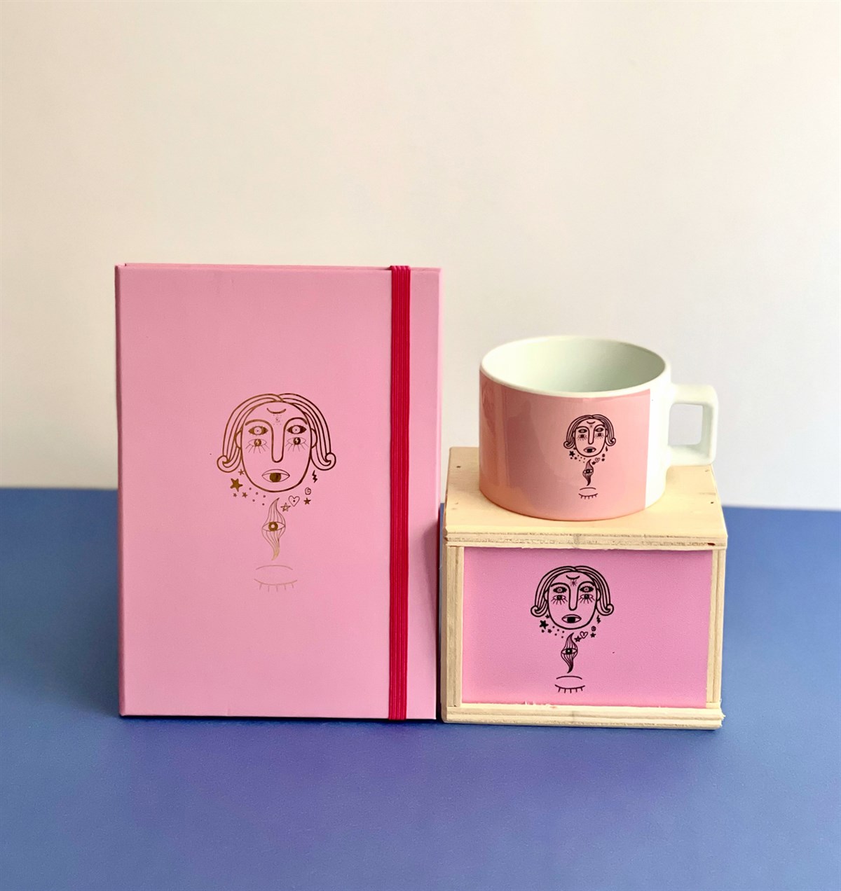 Pembe Tarot Tasarımlı Lastikli Defter Ve Kutulu Kupa SetGiftmodaGmhs100814-Gmkp100186-Gmd100074