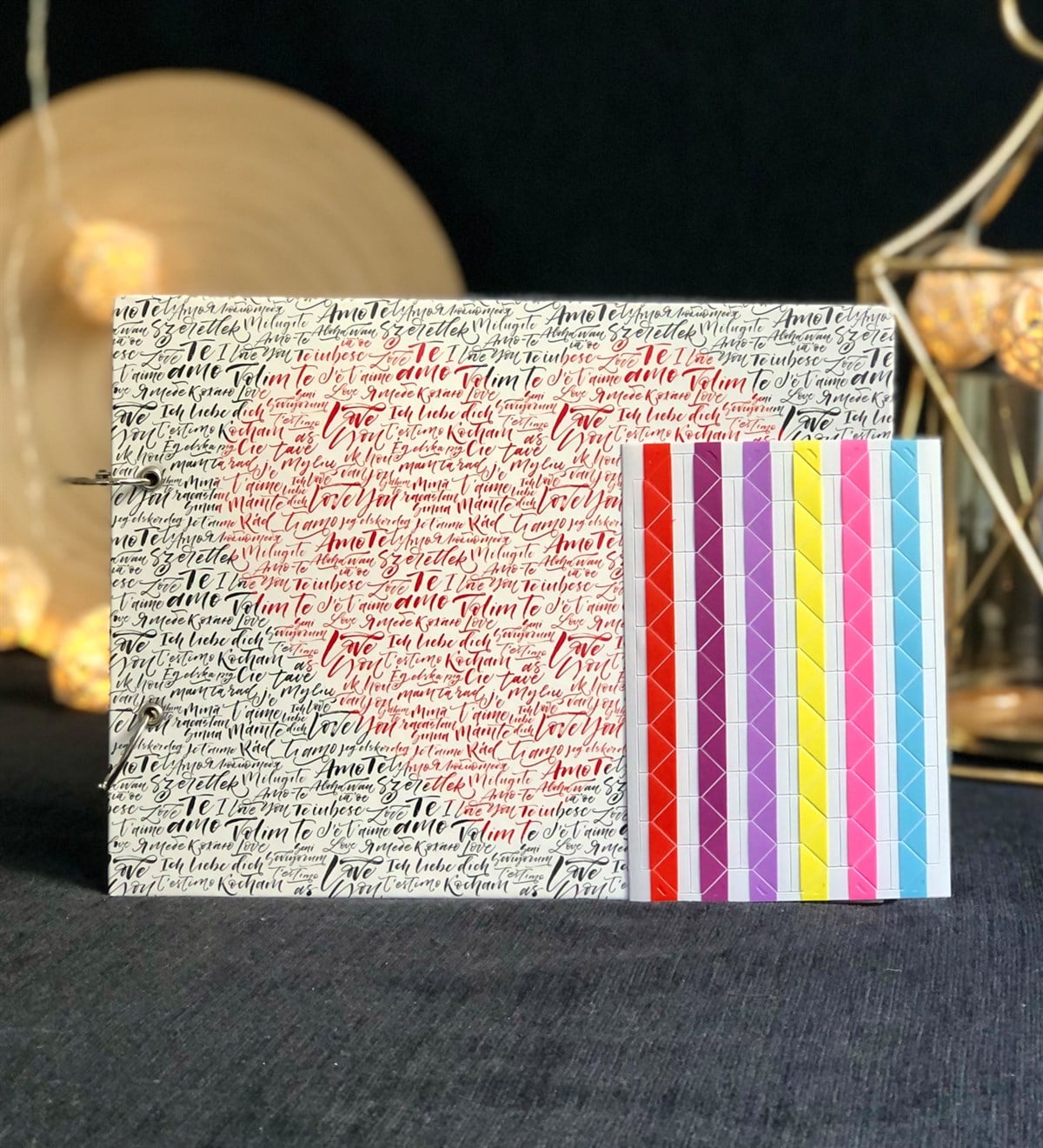 Her Dilde Seni Seviyorum Tasarımlı Siyah Sayfa Kendin Yap Fotoğraf Albümü Beyaz Kalem HediyeliGiftmodaHer-Dİlde-Seni-Seviyorum-Albüm