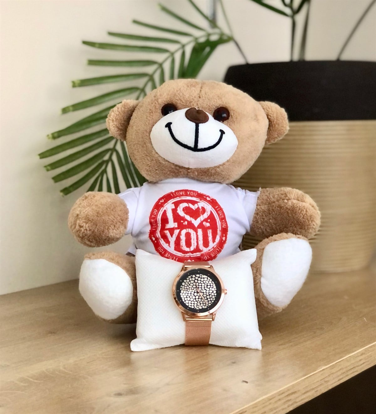 I Love You Tasarımlı Ayıcık Ve Gold Rengi Hasır Kordonlu Desenli SaatGiftmodaI-Love-Pelus-Desenli-Gold-Hasır-Kordon