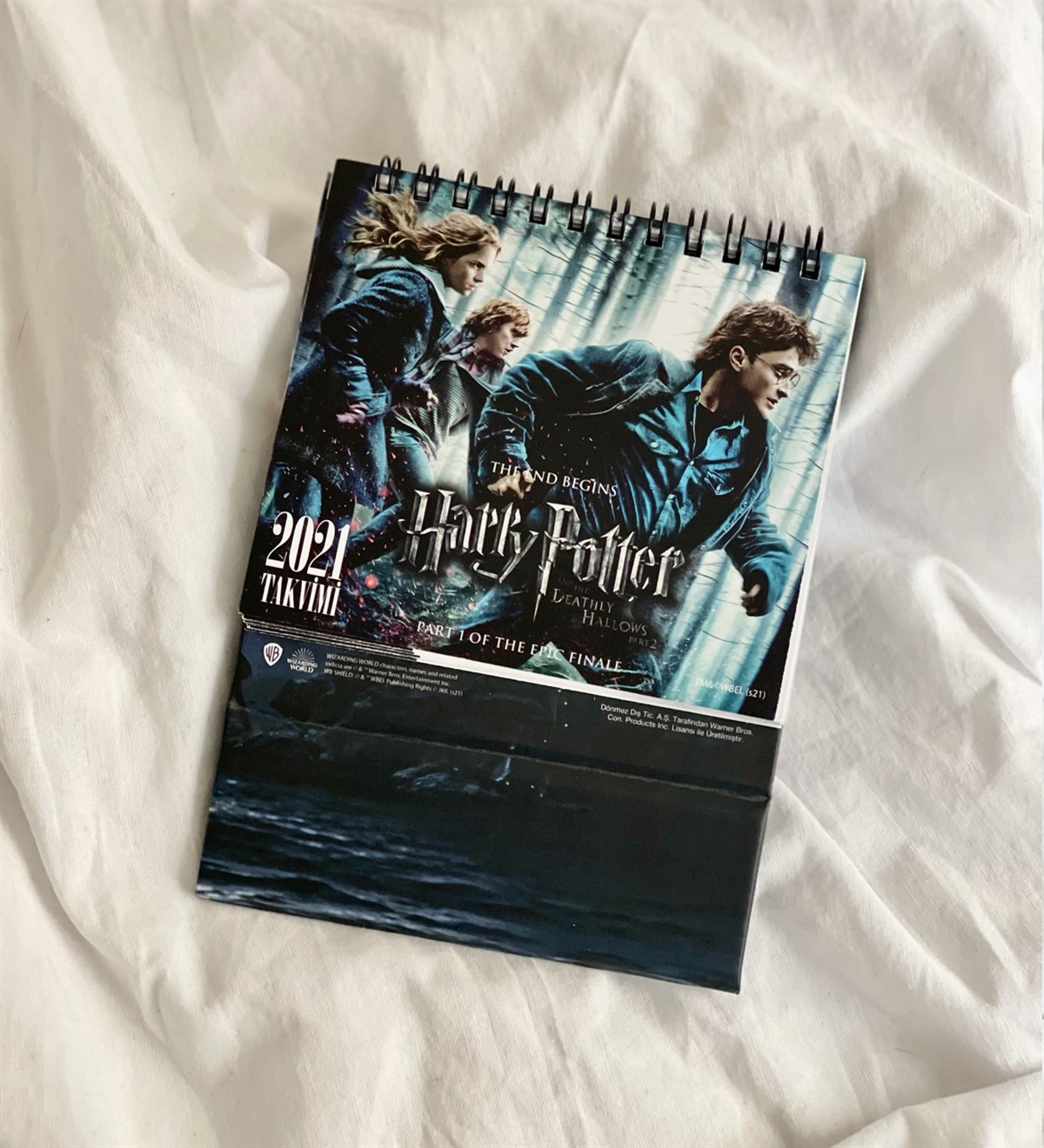 Harry Potter Lisanslı Orjinal Son Başladı Tasarımlı Üçgen Masaüstü Takvim MinigiftmodaGmig000017