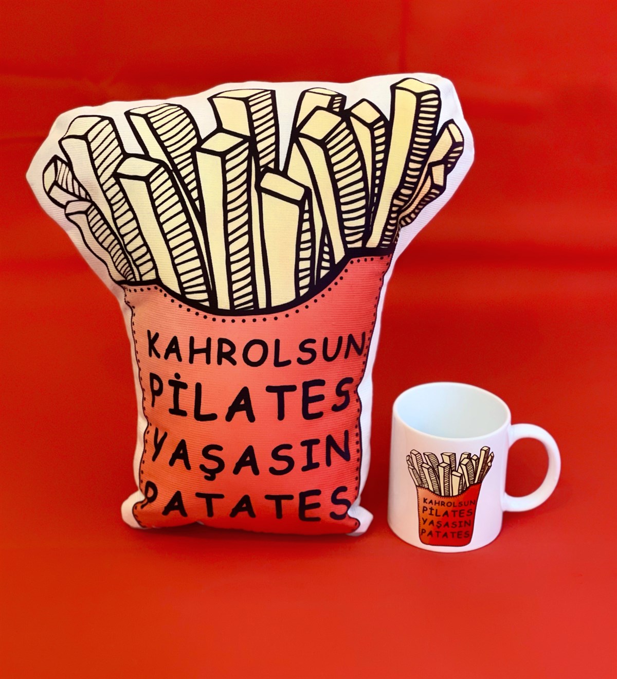 Kahrolsun Pilates Yaşasın Patates Tasarımlı Yastık Ve Kupa SetGiftmodaGmhs100117