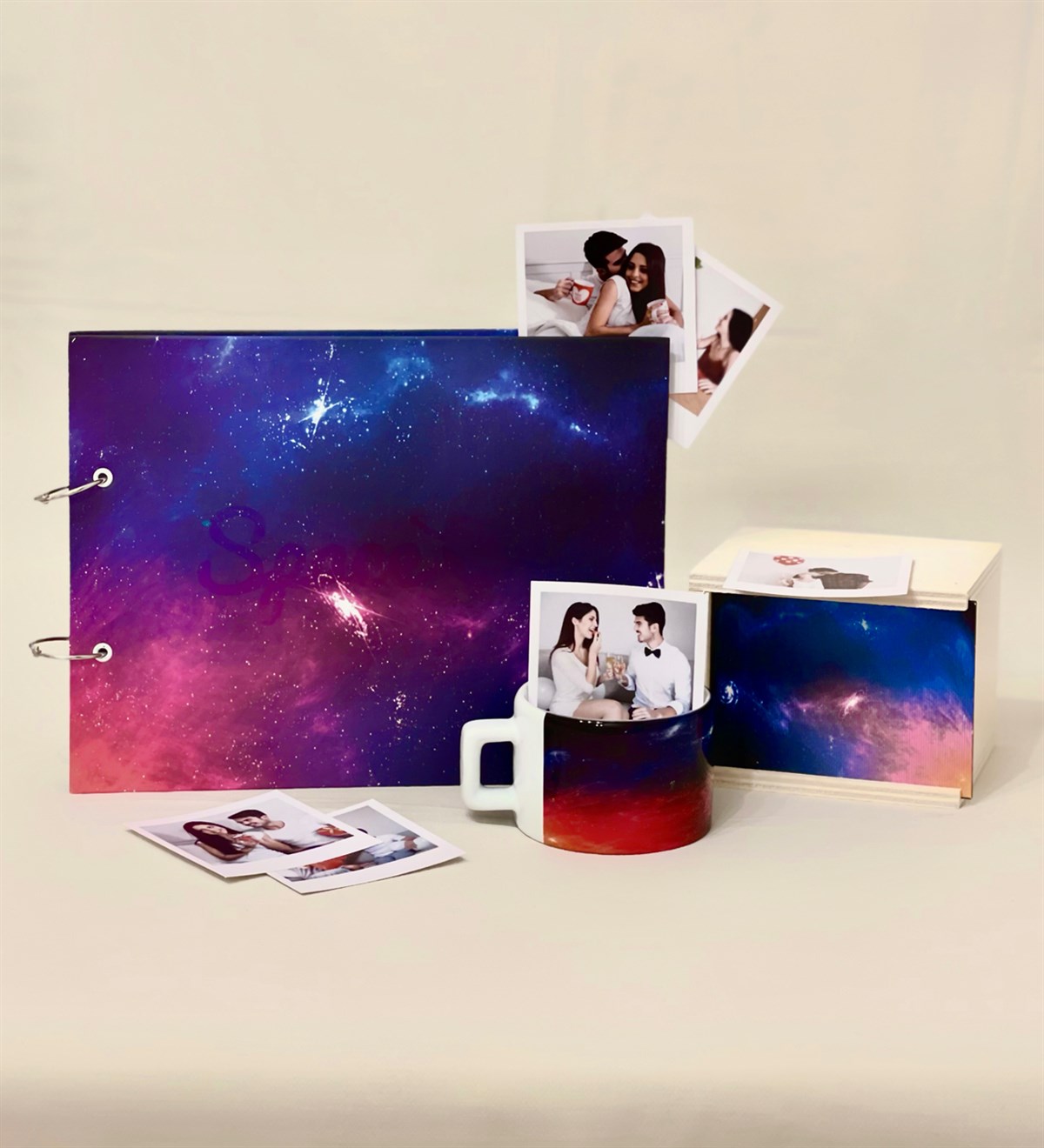 Kişiye Özel 20 Fotoğraflı Space Tasarımlı Albüm Ve Kutulu Kupa Set GiftmodaGmhs100142