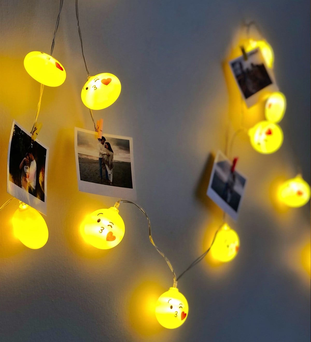 Kişiye Özel 6 Fotoğraflı Emoji Dekoratif Led Lamba Giftmodagm-1310-Ko